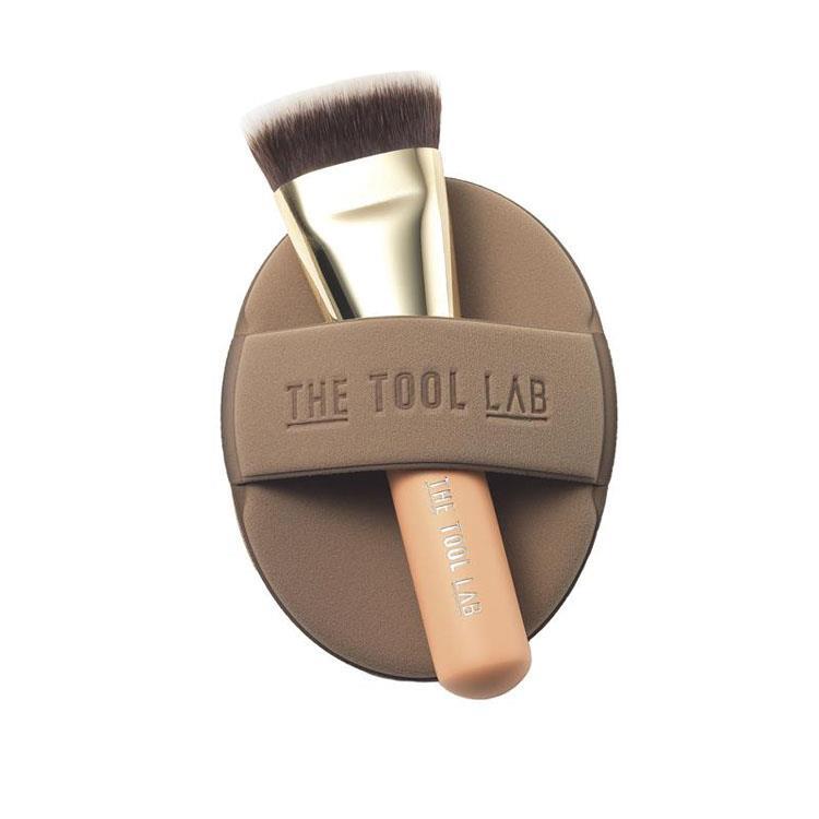 THE TOOL LAB Super Adhesive Glow Duo(Baby Tasker Brush (101B type) + Glowfix Puff Oval + Dedicated Case)