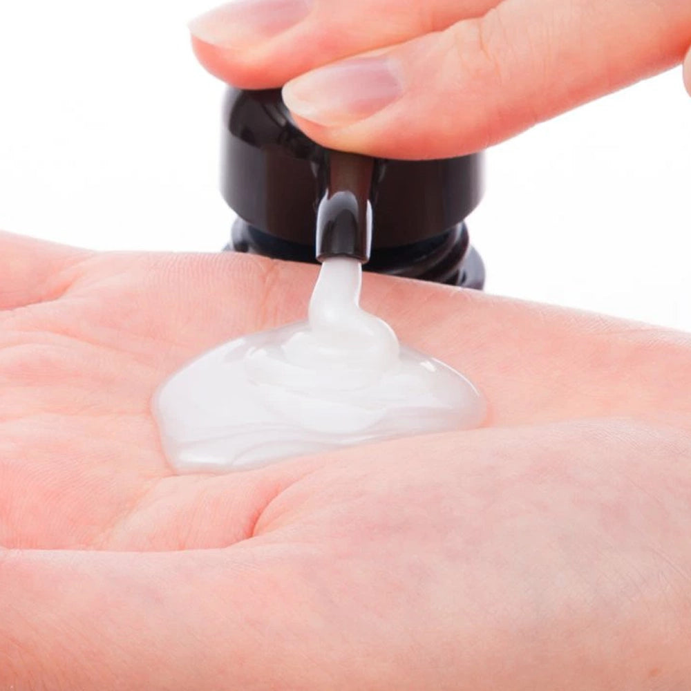 KOSE Softymo Natu Savon Botanical Rich Moist Yuzu Honey Body Wash 500ml