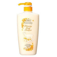 Leivy Naturally Blooming Body Shampoo (Kinmokusai Fragrance) 500 ml